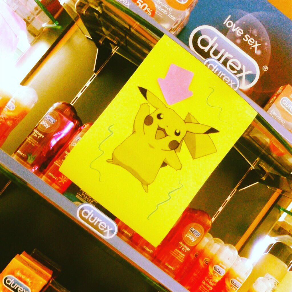 USEROfarmacia's tweet photo. #felizfindesemana💋 .#Pokemon visitando el #sexcorner en @farmaciausero .
Recuerda disfruta del #sexoseguro con @durexespana .
#sexo 💋 #placer #amor #disfrute 🤩 #condon 😈 #profilactico #durex #love 💋#sesso #amour ❤️ #preservativi #camisinha #sentir 👨❤️💋👨#kamasutra 🕉 #makelove https://t.co/yuR8KB0Eqe