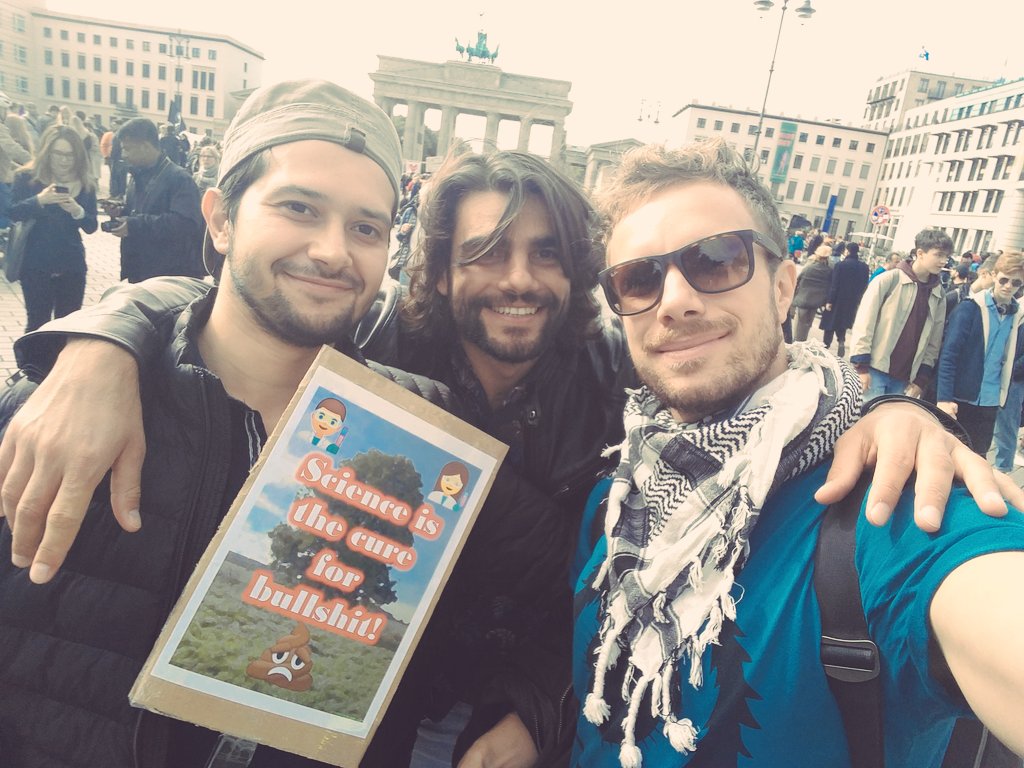 Scientists for Future!

<a href="/MDC_Berlin/">Max Delbrück Center</a> <a href="/BIMSB_MDC/">MDC-BIMSB</a> 

#fridaysforfuture #fff #climatestrikeberlin #scientists4future
