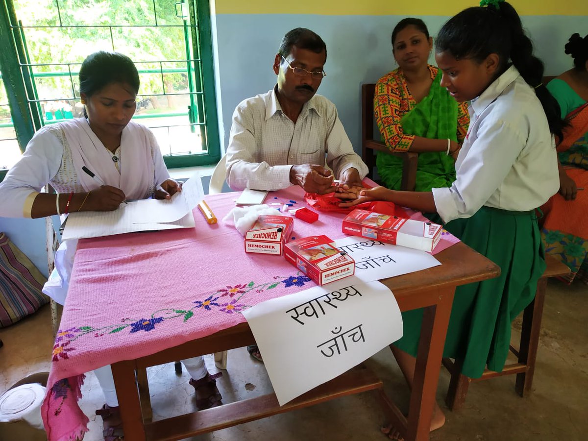 PSahebganj's tweet photo. Poshan awareness - @school based activities -Anemia check up , personal hygiene and Sanitation. @dc_sahibganj @tini_tatatrusts @PiramalFdn @SBPJharkhand https://t.co/Fkyp4st8IZ