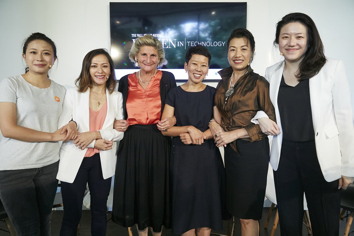 yumikoono's tweet photo. Inspiring discussion on women in tech, the challenges of fund-raising and how to sneak in exercise during a business trip #JournalHouse Singapore https://t.co/OUl95YCFxg