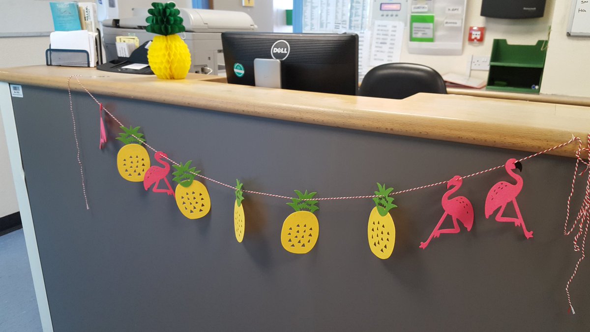 Fruity Friday for patients and staff seems to be going down well <a href="/BedeSdm/">Adam Bede SDM</a> 😎