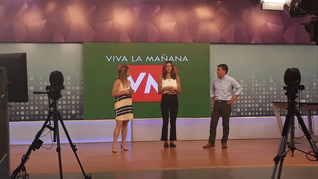 En instantes en <a href="/vivalamananatv/">Viva La Mañana</a> !!
<a href="/pablorivadavia/">Pablo Rivadavia®</a> <a href="/CeciliaBatista/">Cecilia Batista</a>