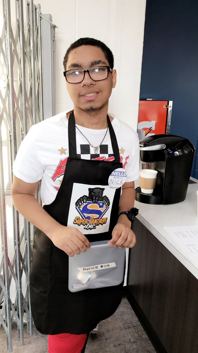 MHS_SP_Inc's tweet photo. Y’all know what day it is ☕️🥰🙌🏼 #SuperPanthers #CoffeeClub #PrepCrew #coffeeislife #FriYAY @MaumeeHS @s_perrotte @maumee_schools https://t.co/59SYvvBDE1