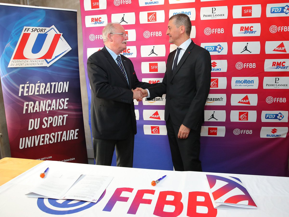 ffbasketball's tweet photo. L'occasion de signer des conventions entre la FFBB et ses partenaires : la @FFSportU, l'@UGSELnationale, l'#ANDSA, l'@unss, l'@usepnationale et le @Sports_gouv #Basketalecole https://t.co/dve6mjzem9