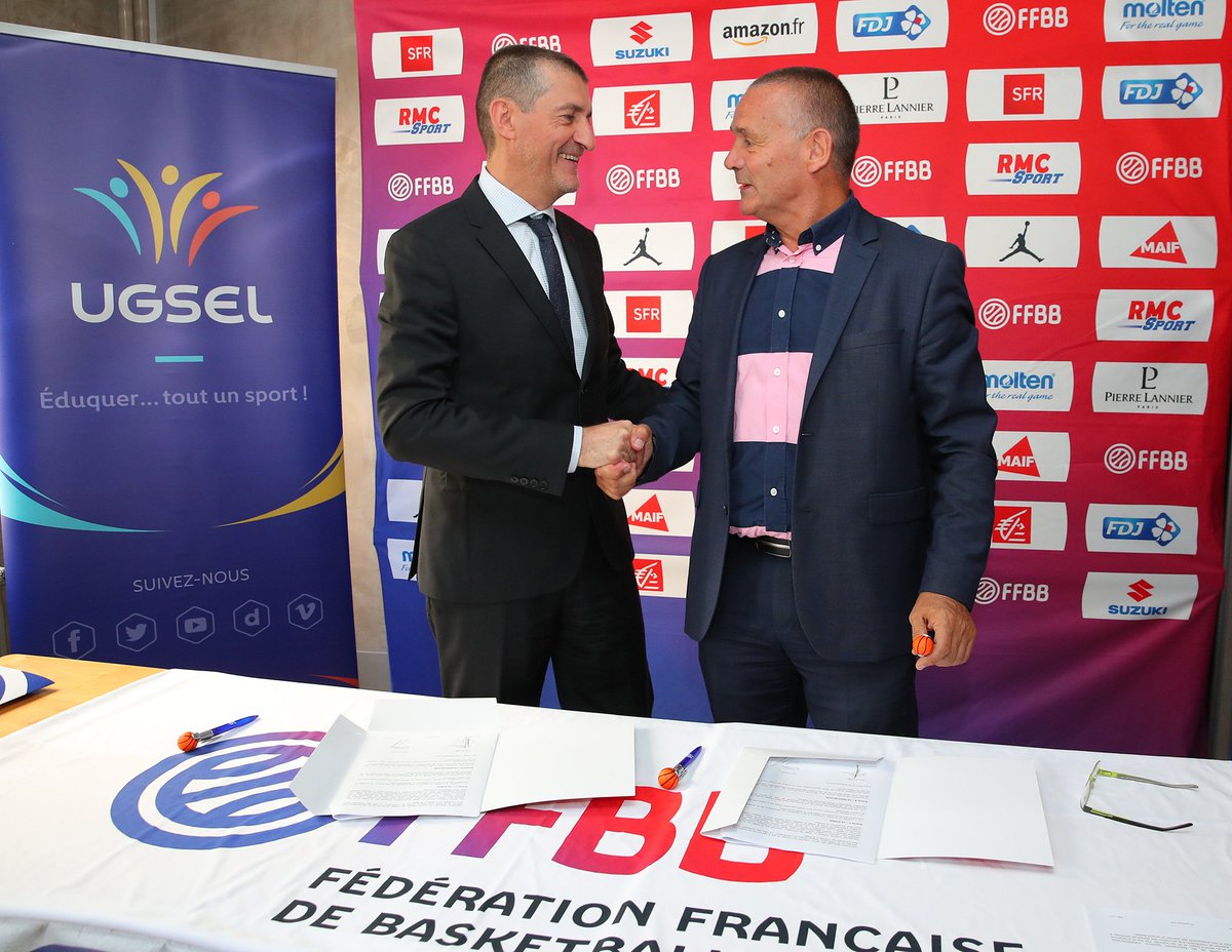 ffbasketball's tweet photo. L'occasion de signer des conventions entre la FFBB et ses partenaires : la @FFSportU, l'@UGSELnationale, l'#ANDSA, l'@unss, l'@usepnationale et le @Sports_gouv #Basketalecole https://t.co/dve6mjzem9
