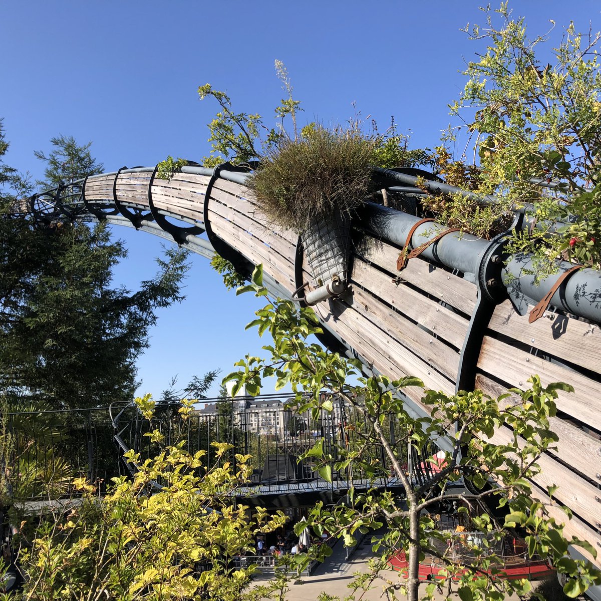 Les <a href="/lesMachinesNtes/">Les Machines (compte inactif)</a> de Nantes et le magnifique projet <a href="/ArbreAuxHerons/">Arbre aux hérons</a> présenté par Pierre Orefice aux spécialistes de l’#acier de la #FFDM #projetambitieux #attractivité #culture #tourisme #enthousiasme