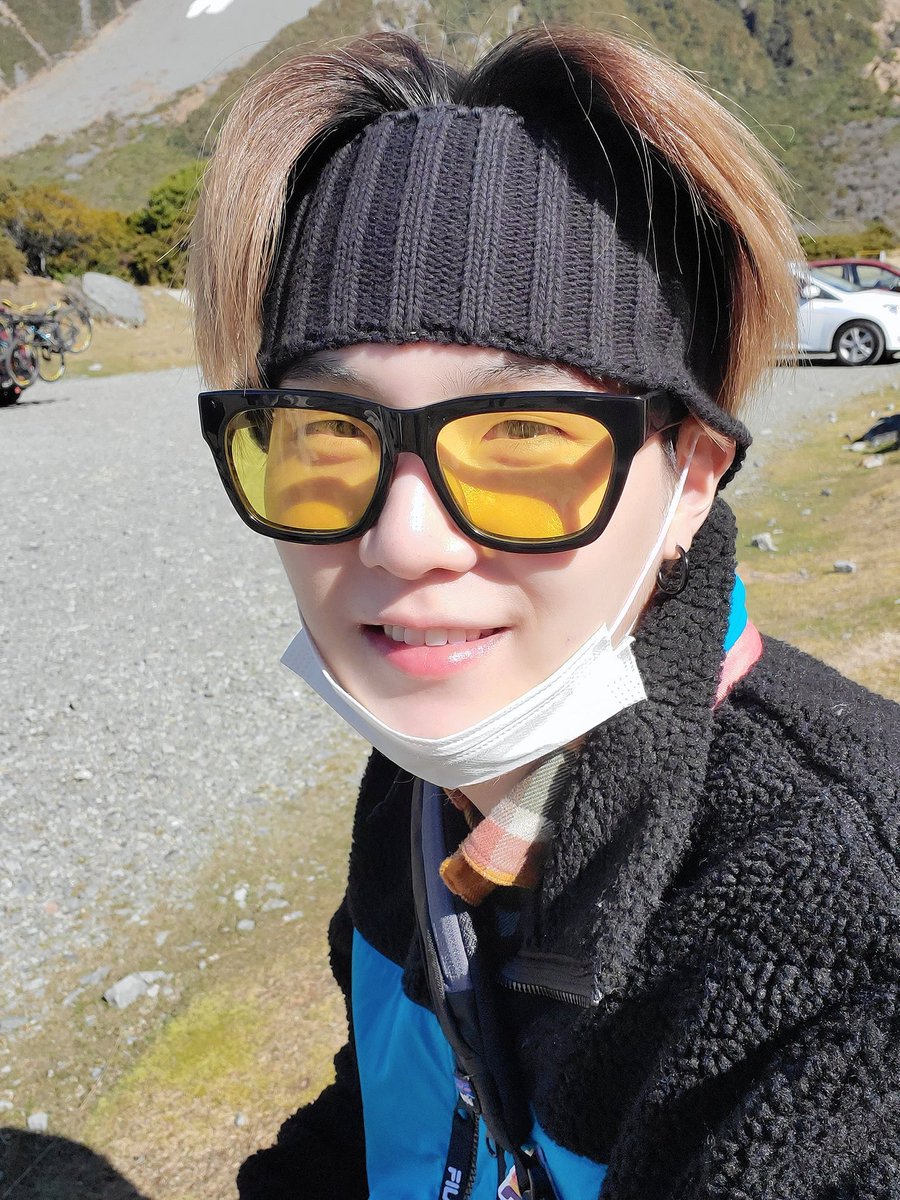 yoongibam9793's tweet photo. เหมือนจนงง 🐱🍼

#PCAs #TheConcertTour #LoveYourselfSpeakYourself @BTS_twt https://t.co/fpb9Thv8W1