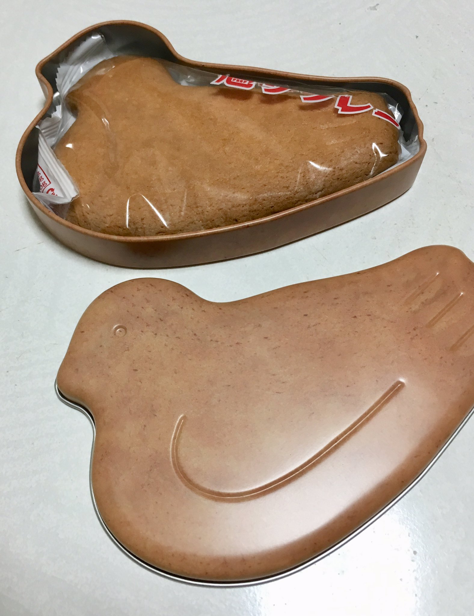 あの鳩サブレーをチョコがけにできる こんなケース売ってるんだ 話題の画像プラス