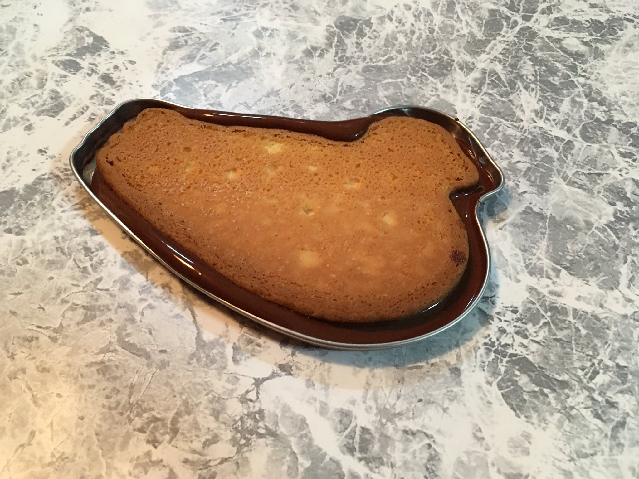 鳩の形で有名なあのサブレーをチョコがけにする方法 Twitter