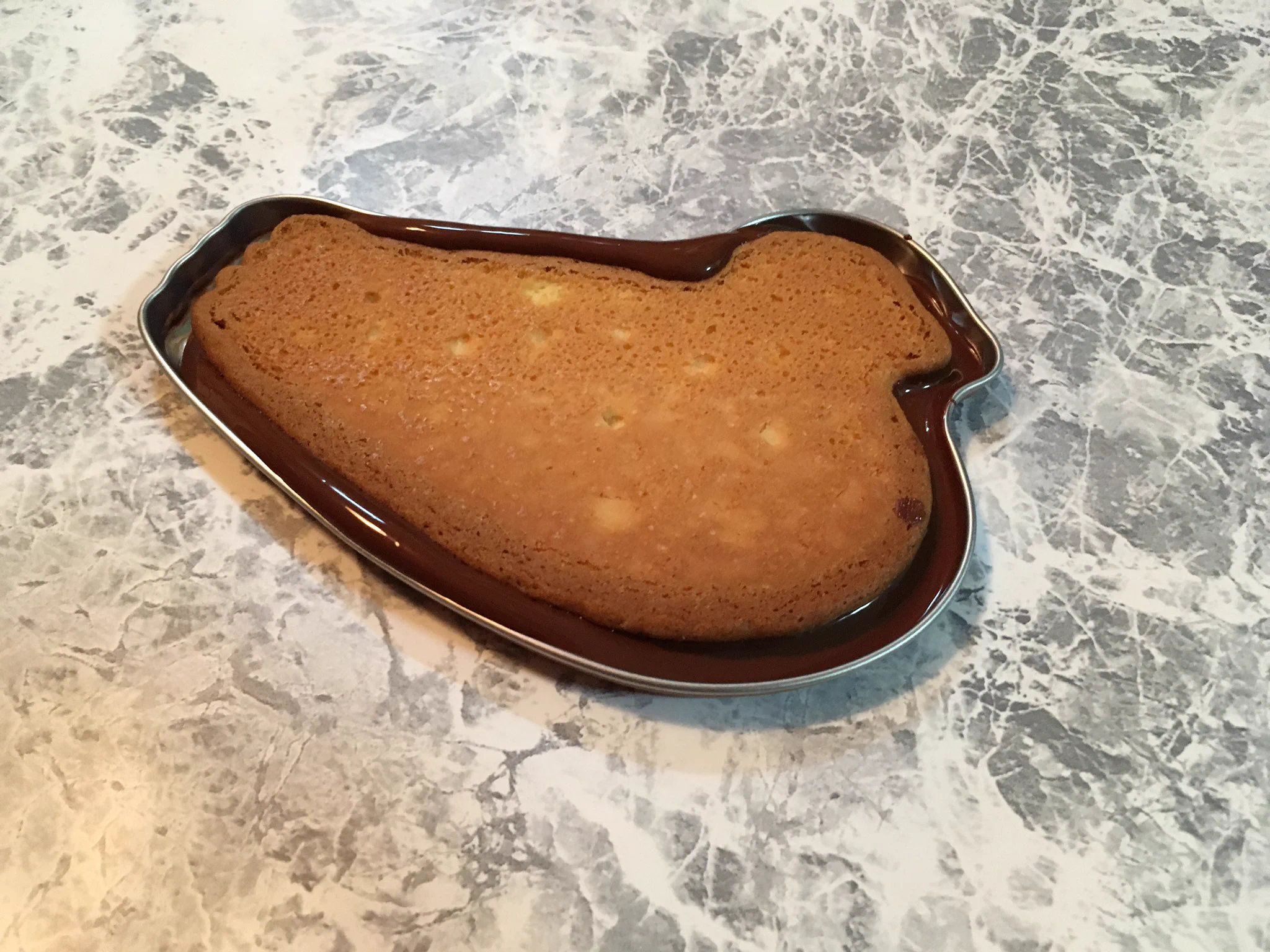 あの鳩サブレーをチョコがけにできる！！こんなケース売ってるんだ…！？