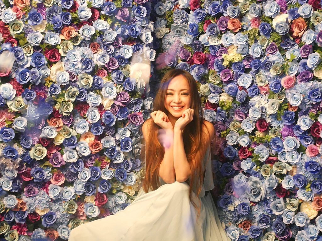 Happy  birthday NAMIE AMURO 