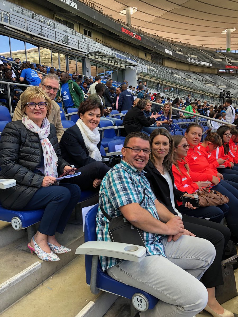 LebbalO's tweet photo. L équipe de Montceau-les-Mines emmenée par ⁦@JarrotMc⁩ présente au Stade de France pour les Olympiades Terres d Emploi ⁦⁦@Opcalia⁩ https://t.co/AZbl9Glj30