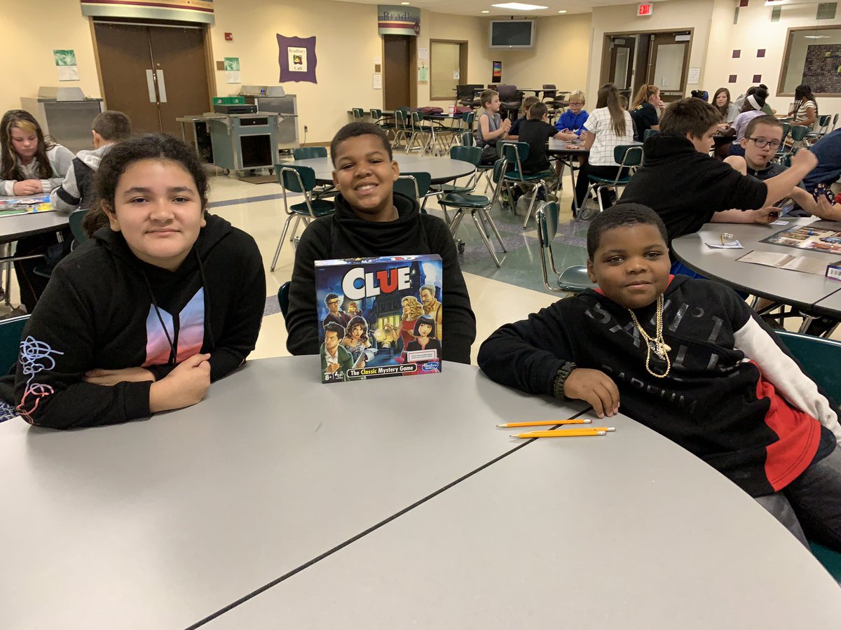 HancockRoom18's tweet photo. A double round of clue with these guys because we HAD to figure out who killed Mr. Peabody!! #PBISevent #goodtimes #buildingrelationships #myfavoritegame https://t.co/KJwj6o7ZwB