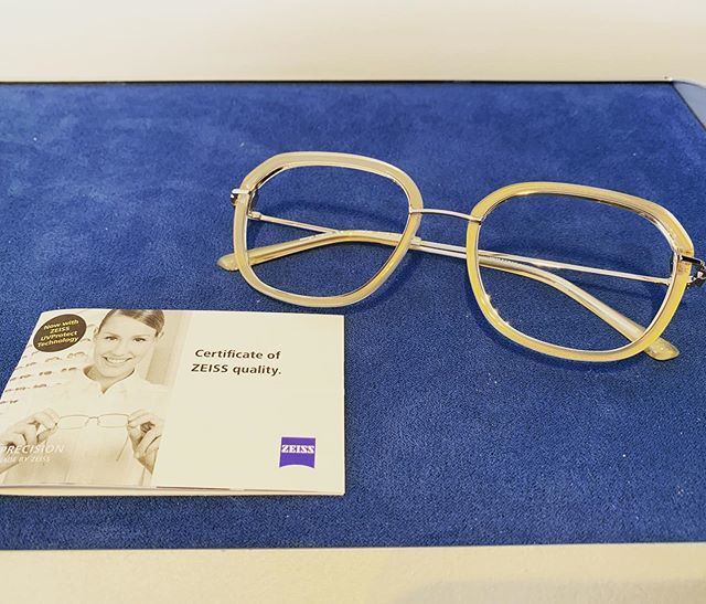 eyeworks2020's tweet photo. Dare to be different! William Morris 2019 AW Collection @ Eyeworks #eyeworksoptical #zeiss #williammorriseyewear #whitleybay #northtyneside #newcastle https://t.co/KfuFdHFSrD https://t.co/XseAVIEZM6