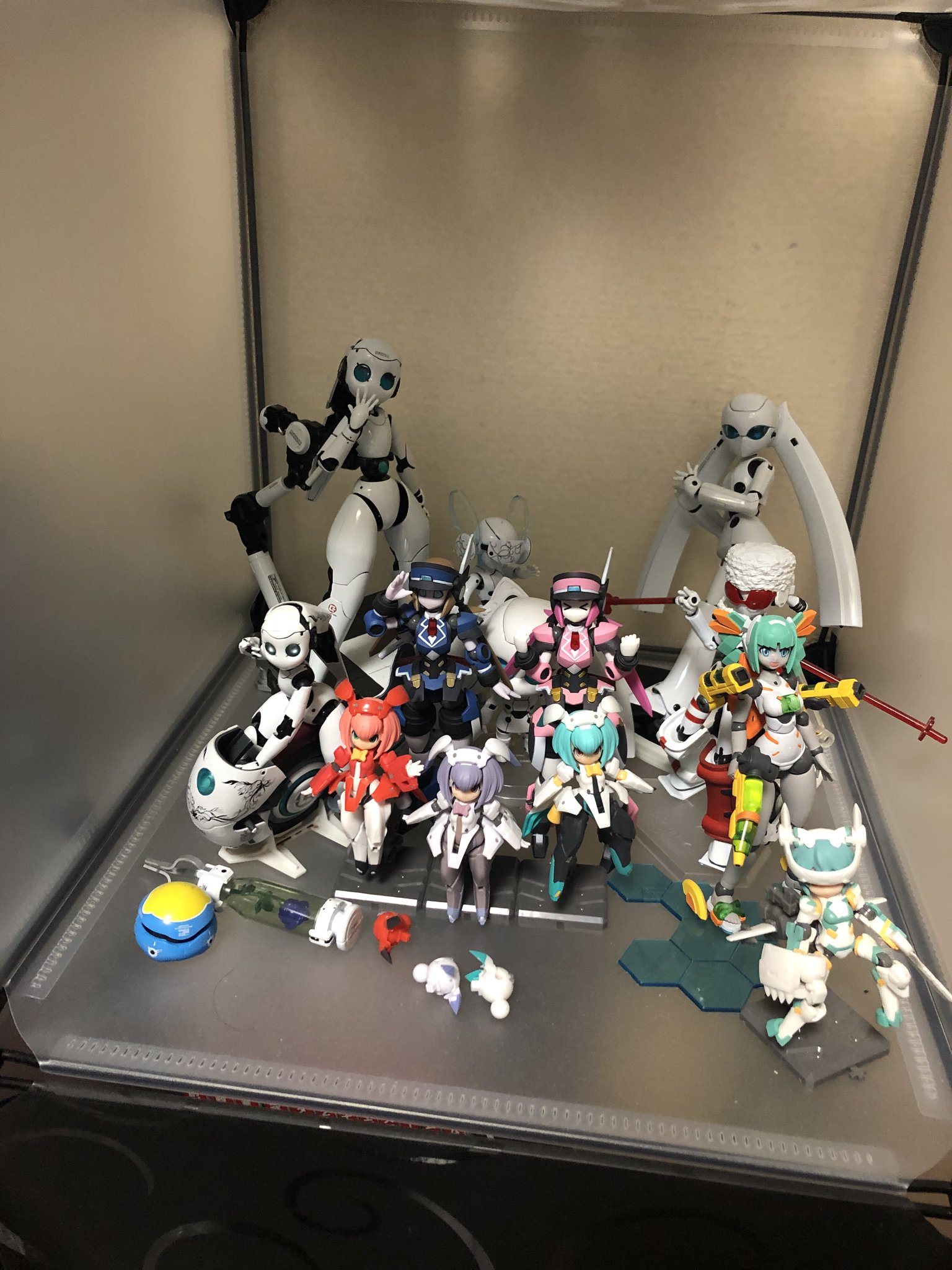 クロ Twitterissa ドロッセル ジュノー フィアツェーンテス ハイツレギスタ フュルスティン フォン フリューゲル インタニヤ インテグラ Glados P Body Atlas ブルーエット ピンクル 好きなロボ娘を告白する見た人もやる クロ Twitterissa ドロッセル ジュノー フィアツェーンテス ハイツレギスタ フュルスティン フォン フリューゲル インタニヤ インテグラ Glados P Body Atlas ブルーエット ピンクル 好きなロボ娘を告白する見た人もやる