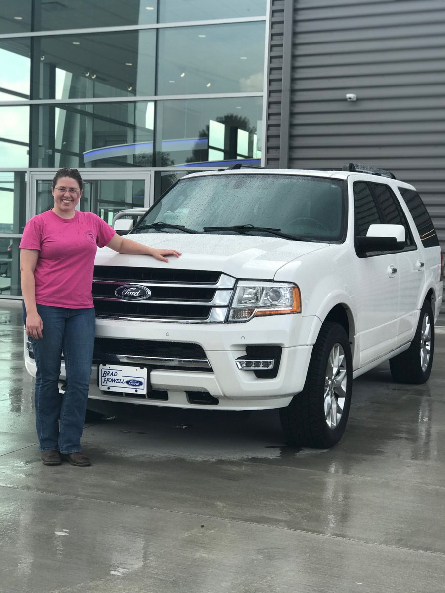 Congratulations to Amber and Paul (not pictured) for letting Danielle help you get into your new 2016 Ford Expedition!  😀