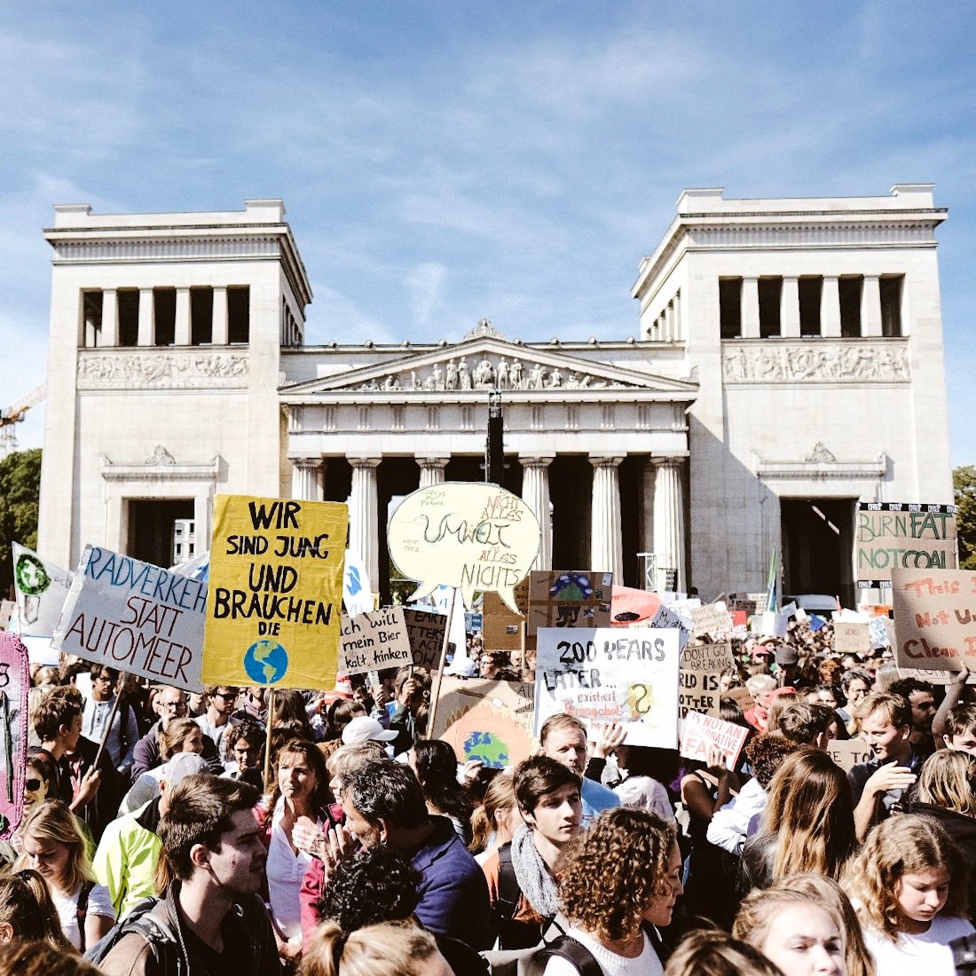 Mindestens 30.000 heute in #München bei #FridaysForFuture Stark! #AlleFuersKlima #Klimastreik