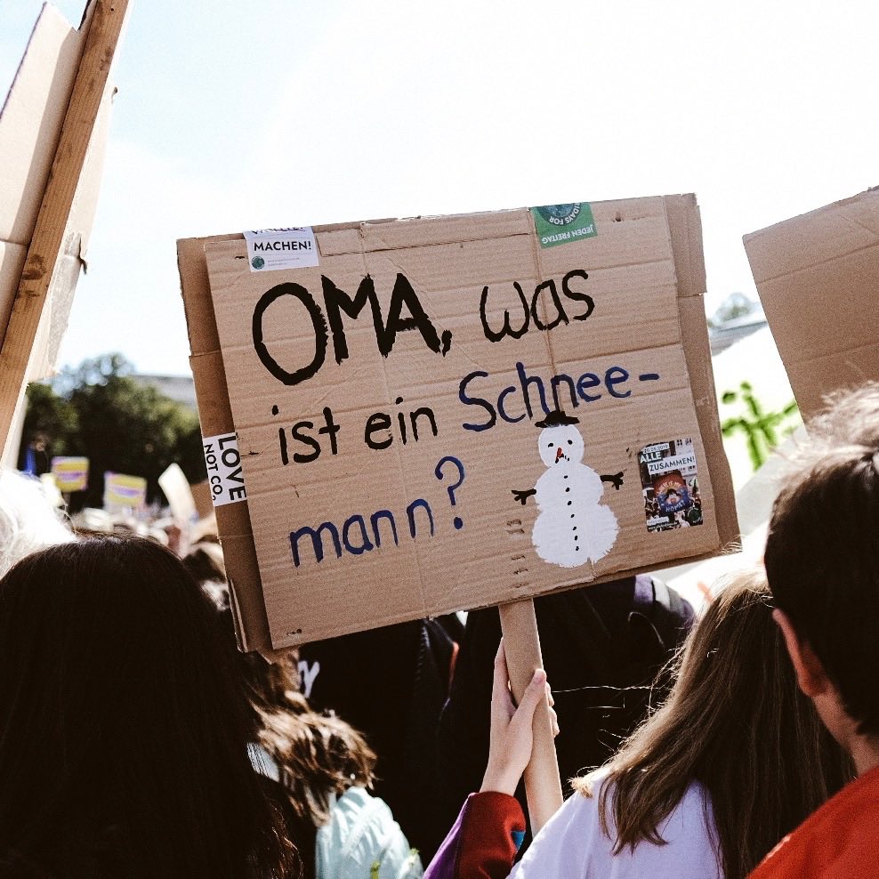 KommUnity's tweet photo. Mindestens 30.000 heute in #München bei #FridaysForFuture Stark! #AlleFuersKlima #Klimastreik https://t.co/0BecX6ixR1
