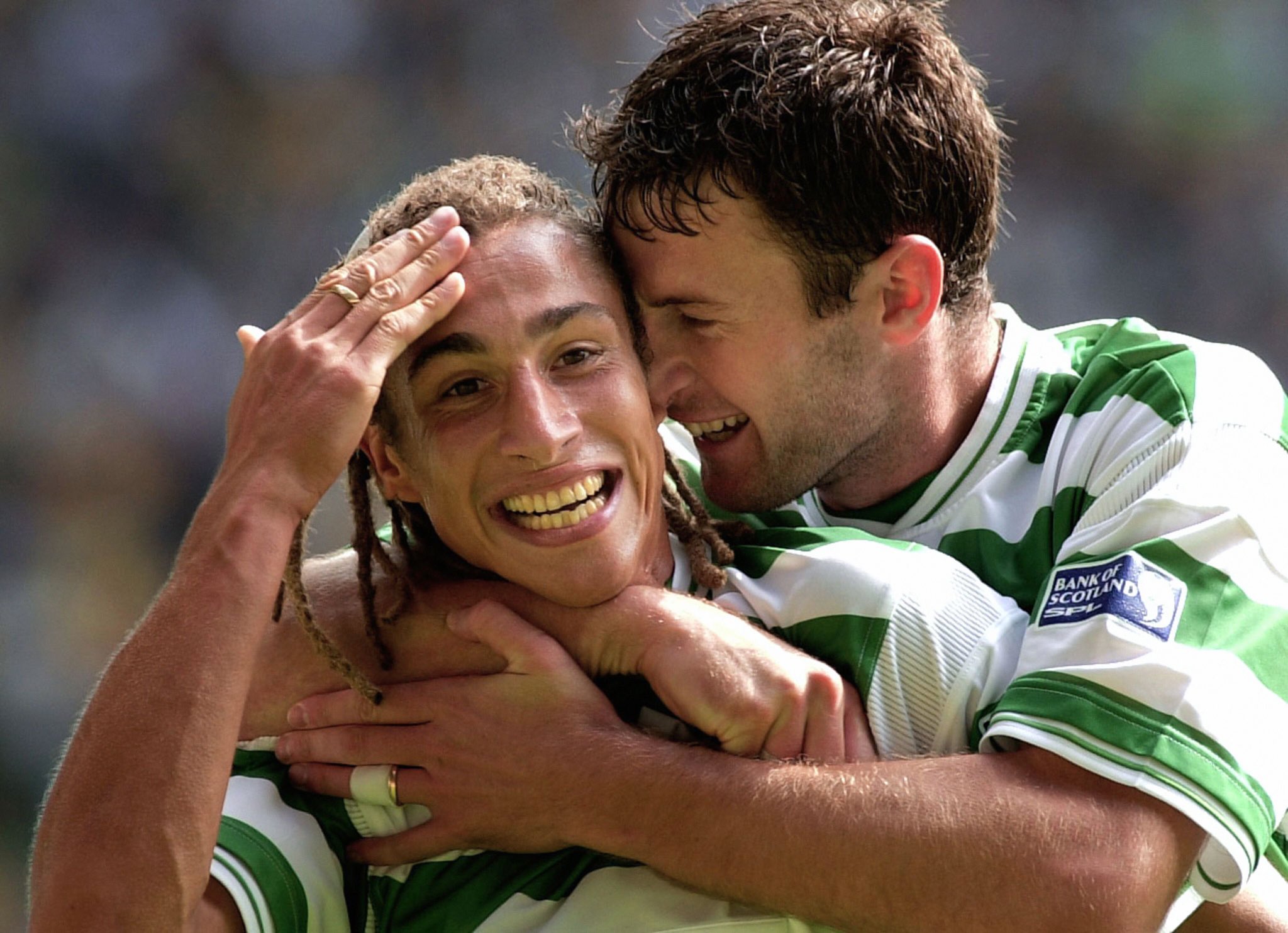 875 Games
471 Goals
16 Trophies

Happy Birthday Henrik Larsson 