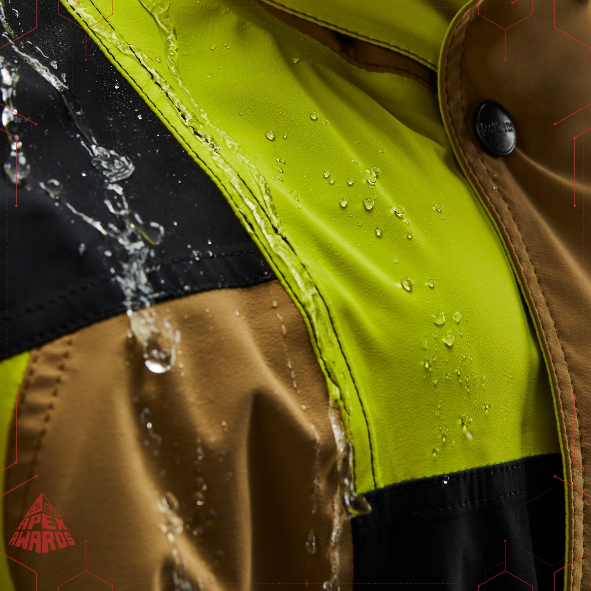 Polartec's tweet image. A 2019 APEX Award goes to @66north x @ganni_official for their collab Kria NeoShell! Merging Icelandic tech with Danish style referencing 66North’s 90s jacket w Polartec NeoShell
#GANNI #66north  #premierevisionparis #polartec #madewithpolartec #scienceoffabric #polartecapex