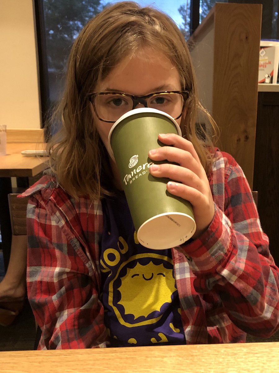 HossUF's tweet photo. A small glimpse into my future of having a teenage daughter... https://t.co/5WfgLcX870