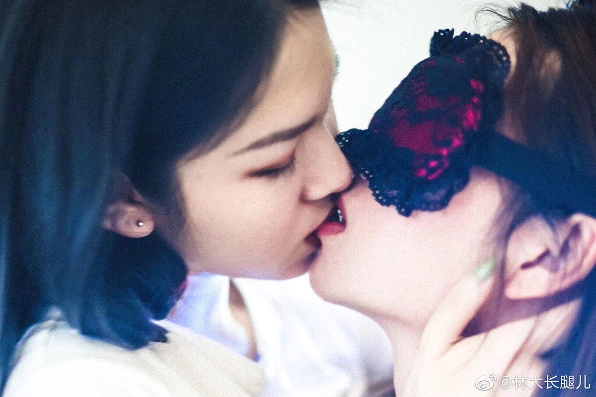 画笔 (@chachatel) on Twitter photo 