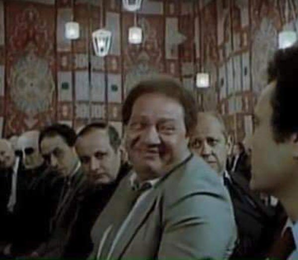 الشعب المصرى وهو بيبص لبعضة
مين اللى هينزل الاول
#جمعه_الغضب