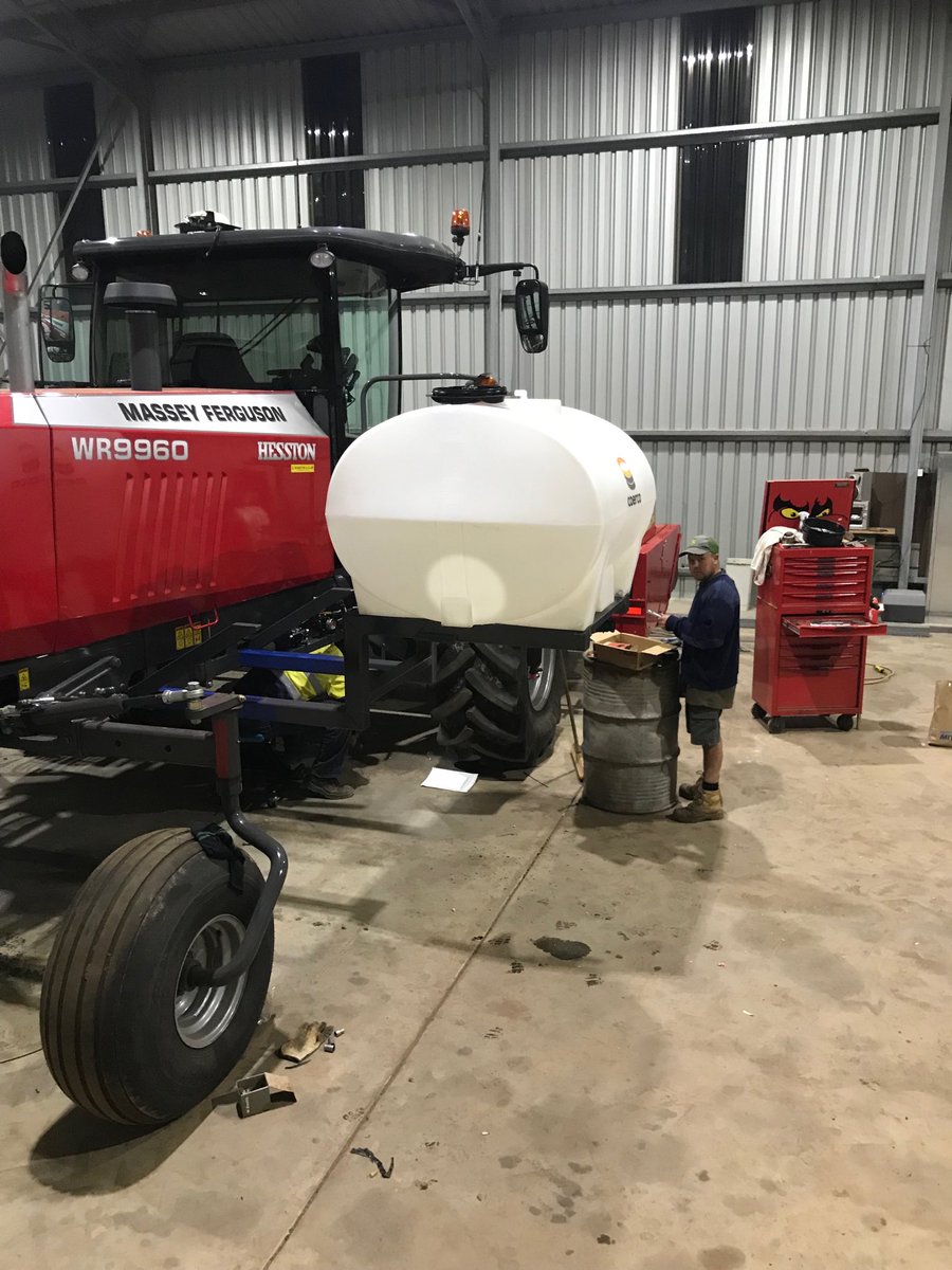 Travis Eva tweet media