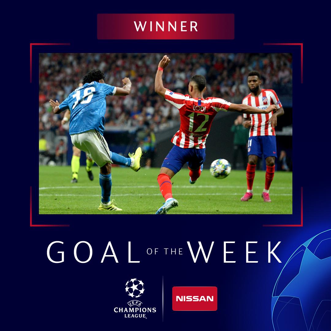 ChampionsLeague's tweet image. 🎯 Juan Cuadrado's stunner wins it ! 👏👏👏

#UCL #GOTW @NissanFootball