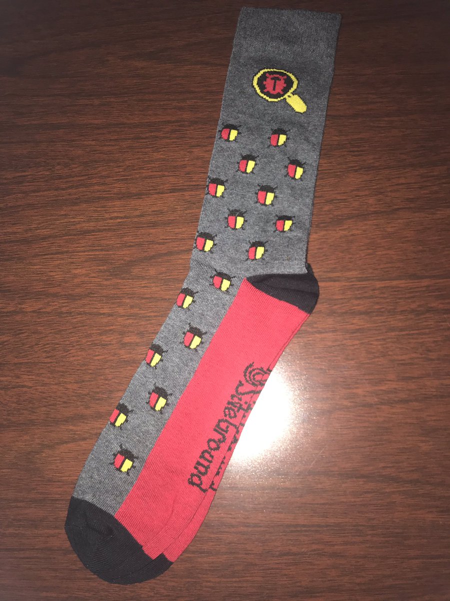 CalEvans's tweet image. Today feels like a @SiteGround debugging socks kinda day.

#cascadiaphp2019