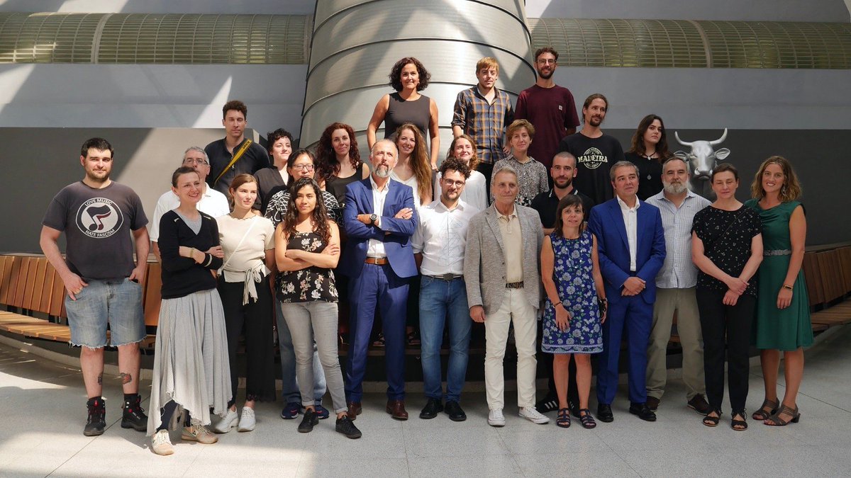 figbilbao's tweet photo. Hoy la exposición estará abierta hasta las 20.00 horas en el #EdificioEnsanche, mañana te esperamos a partir de las 11.30 horas. Recuerda que hay visita guiada gratuita desde las 11.30 hasta las 13.00.

#OpenPortfolio #grabado #artesobrepapel #printmaking #engraving #arte #art https://t.co/zATsjiBpdC