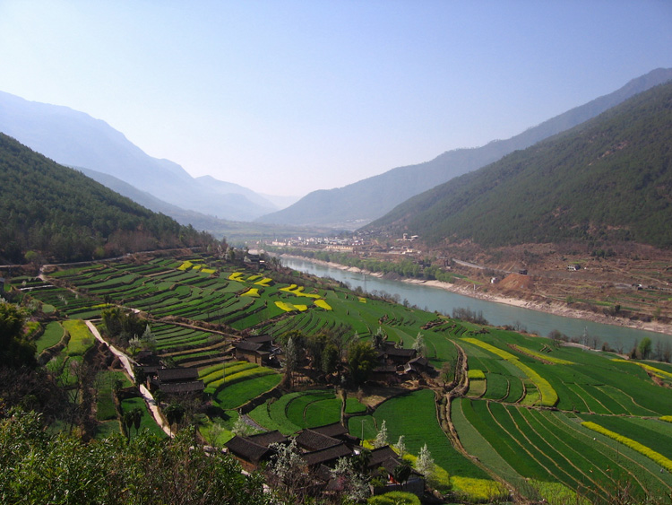 smartwatermag's tweet photo. The Yangtze River: the longest river tour in #China. 

Don't miss our #MagicalDestinations' post: https://t.co/2HVAnANcdl https://t.co/PY29Ua0dAv