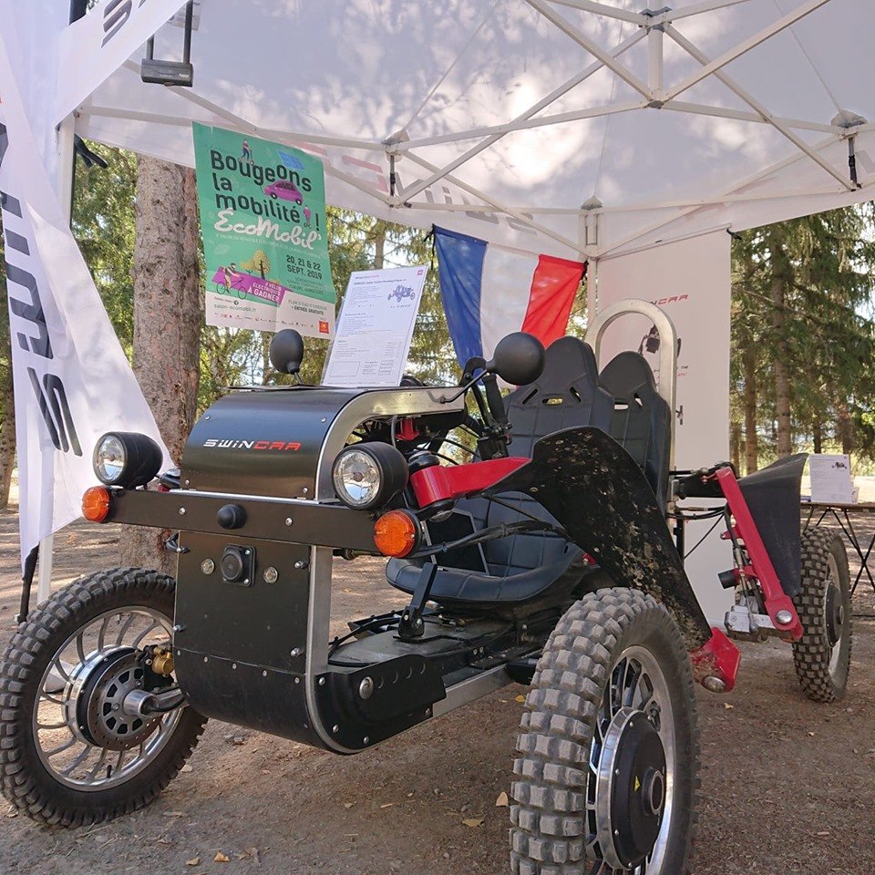 OfficialSwincar's tweet photo. Swincar est présent au salon #ÉcoMobil à #embrun jusqu'au dimanche. Venez découvrir le Swincar e-Spider, véhicule tout terrain électrique #salonenfrance #espider #swincaractualités #mobilité #bougeonslamobilité #mobilitéélectrique #toutterrainélectrique #hautesalpes https://t.co/2SyEmYyVpF