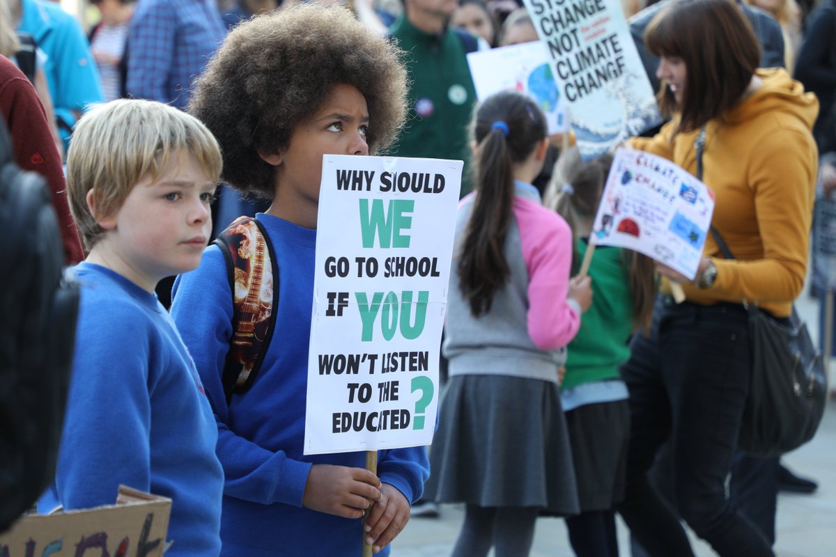GreenpeaceUK's tweet photo. Coverage of the #ClimateStrike today in Manchester @GPManchester

RT to show support. https://t.co/Ik96Shz2f6