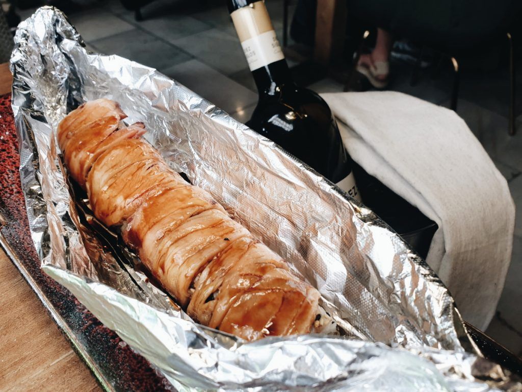 ¿Eres fan de los restaurantes japoneses? Hoy te traemos nuestra visita a Sto Globo, en el barrio de Chamberí y que nos presenta una cocina japonesa de autor con nigiris y platos con sabores muy novedosos. #japones #nigiri #chamberi #Madrid #restaurante buff.ly/2OaVQ9b