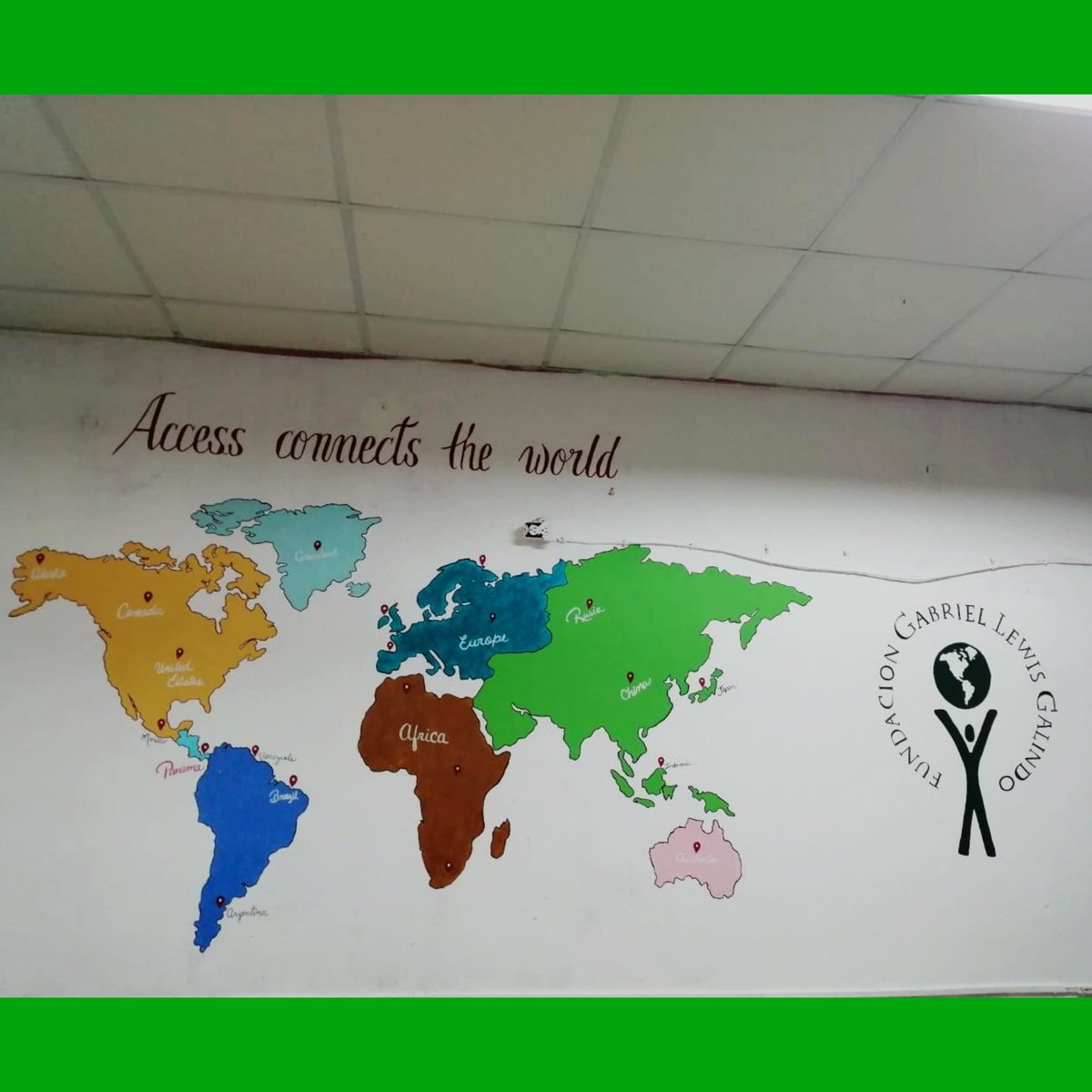FGLG1997's tweet image. Access Students from Beatriz Miranda de Cabal school at Dolega, Chiriquí with Teacher Donain Camarena, designed and painted the wall with the world map and GLGFoundation Logo. Good job. #fglg #accessprogram  #learningenglish @usembpan @igramonreal @donaincamarena