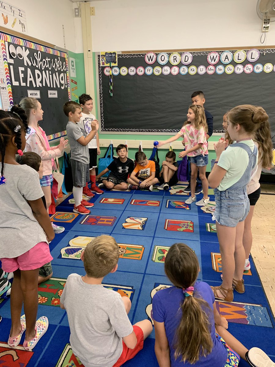 We are loving our morning meetings in third grade! Such an important part of the day! #WeRBayview #MTPSpride <a href="/BayviewESchool/">Bayview Elementary</a>