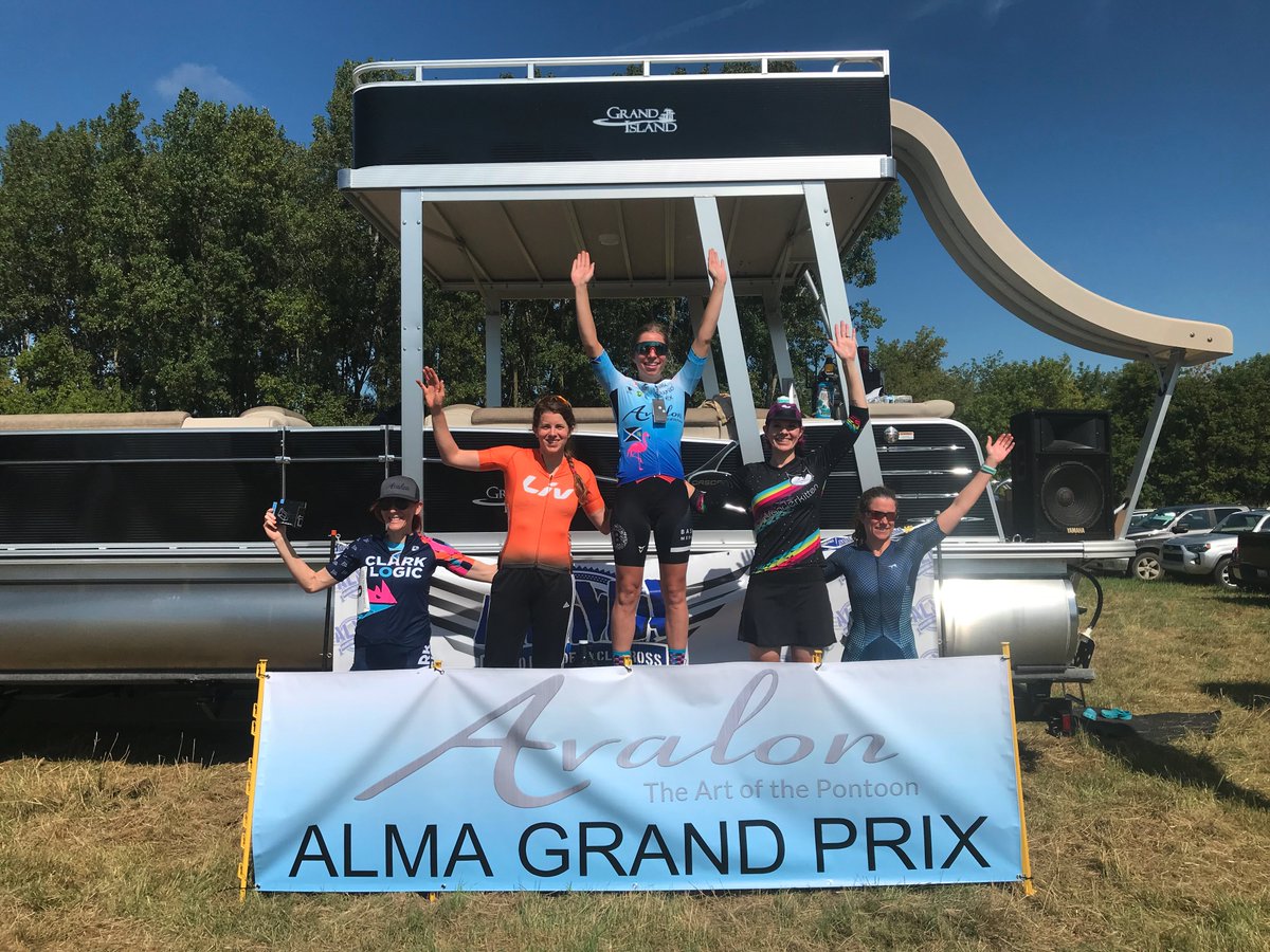 TheAlmaGP's tweet photo. Good luck to everyone racing at @TrekCXCup this weekend! While I'm certain they don't have an @AvalonTahoe #pontoon for their podium backdrop, I'm quite confident their stance on #equalpay, cow statues, and the inclusion of a #legendsrace means you should make the trip! https://t.co/CSe3VnqG85