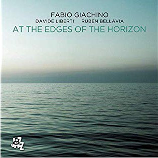 o_livefest's tweet photo. Giusto per darvi un assaggio di cosa succederà il 28 sera a Borgo Romantico, ecco il video di lancio del nuovo disco di Fabio Giachino .. Non mancate 🙂🥂🎹 https://t.co/aAtnMl7FqD https://t.co/sWKdewceeX