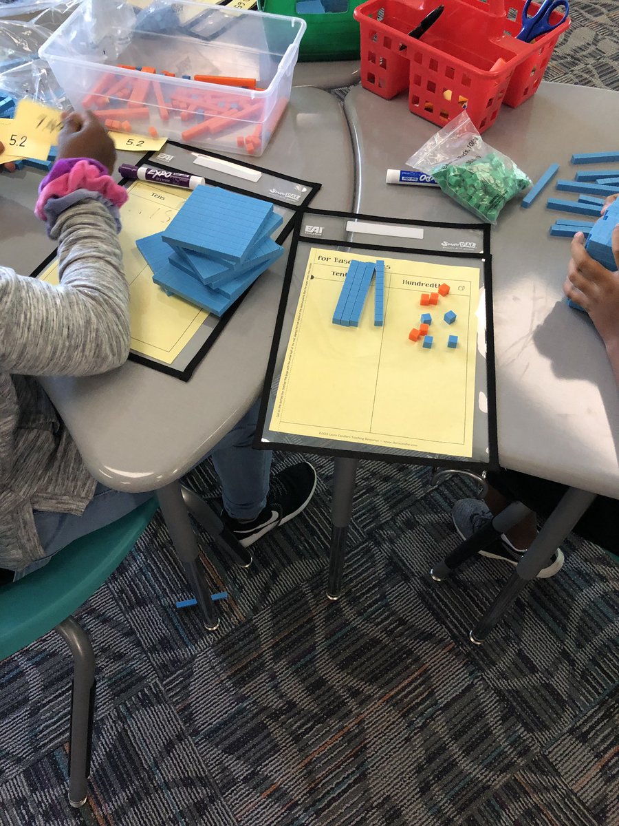 miranda_solms's tweet photo. “I love adding and subtracting decimals. It’s so fun.” #proudteacher #amazingstudents @CESWildcats @vcs_CraigZablo 🐯➕➖❤️ https://t.co/aXHXUj3RzH