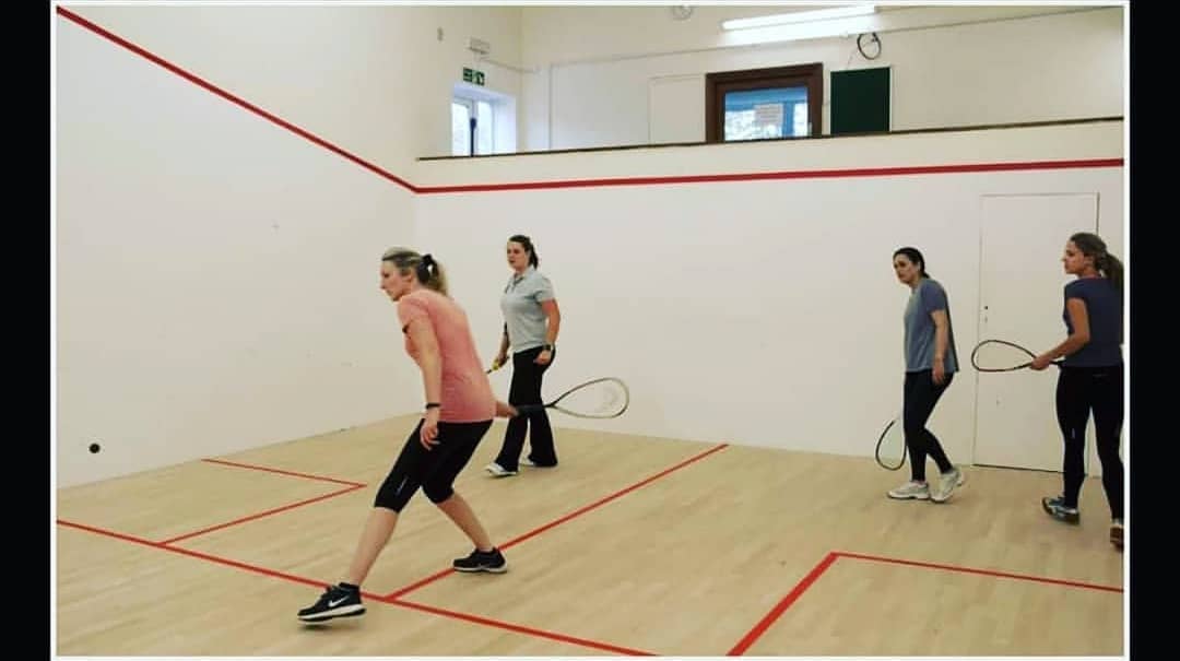 Tomorrow kicks off my first #WomensSquashWeek2019 event at <a href="/ReigateSquash/">Reigate Squash Club</a> !

Two 1 hour sessions running along side the Mini Squash session at 11am until 12pm and another along the first Junior Squash session at 12pm until 1pm.

Here's a pic from last year's mum's session😊