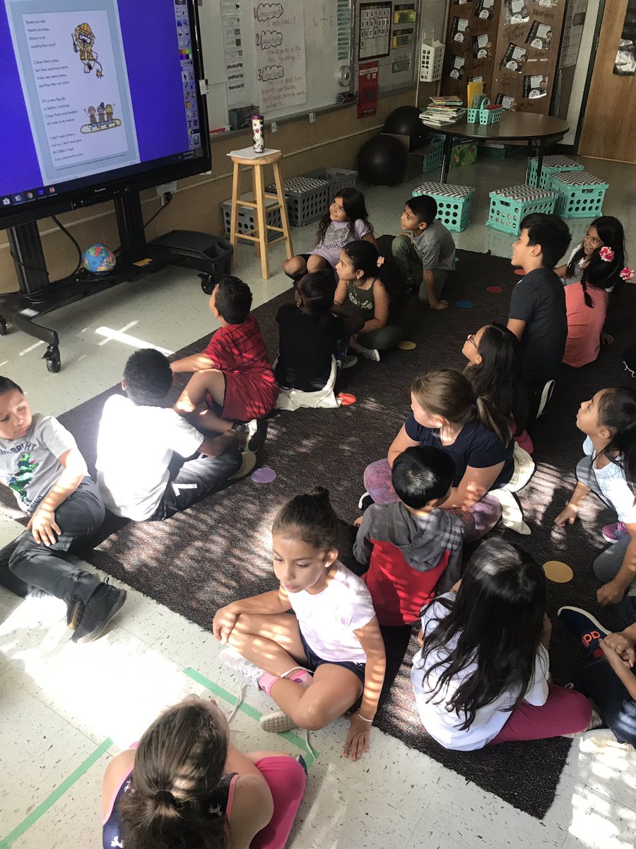 We got our rug club partnerships down! #GatorsDeserveit19 <a href="/GuilfordEle/">Guilford Elementary School</a> <a href="/buckeyeteacher/">Lauren Shernoff</a>
