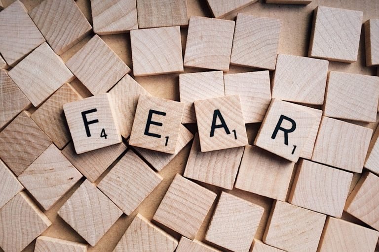 DrRozinaL's tweet image. The other day, my friend Mary Ann shared her difficulty with the fear of driving, since an accident. 
Let me share them with you in case you or someone you know faces a similar situation: drrozina.com/blog/how-to-ov…

#fear #howtoovercomefear #stressmanagement