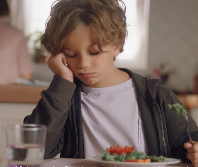 ¿Alguien más sufre como yo cuando ve este niño casi sacarse un ojo con el cuchillo? 🔪🤪💉🗡️ <a href="/anunciologia/">Anunciología</a> #Pediasure <a href="/anunciosdetv/">Anuncios TV</a>