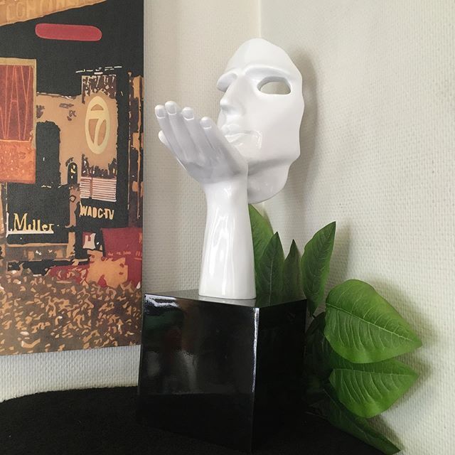 Cette statue Speranza vous donne de l Espoir !
#statue  #decorationinterieur ift.tt/30cliBQ