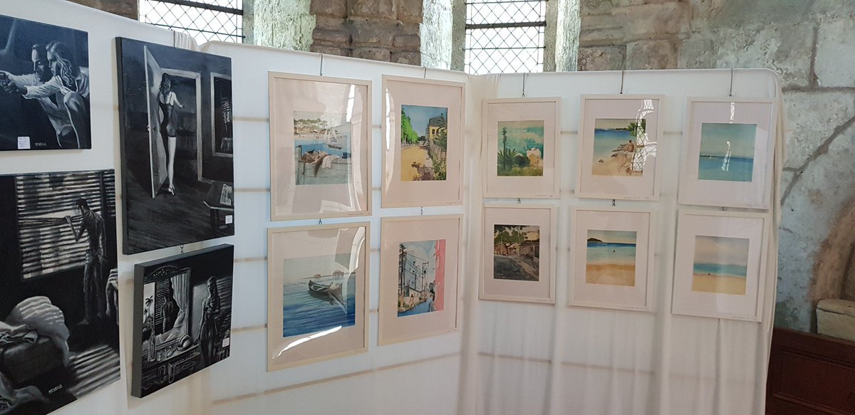 Mesroua4's tweet photo. Les expositions sont prêtes pour demain ! Une aura lieu au palais de justice à Laon, l autre à la galerie le solitaire Porte d'Ardon à Laon également https://t.co/u89fEXHPrh