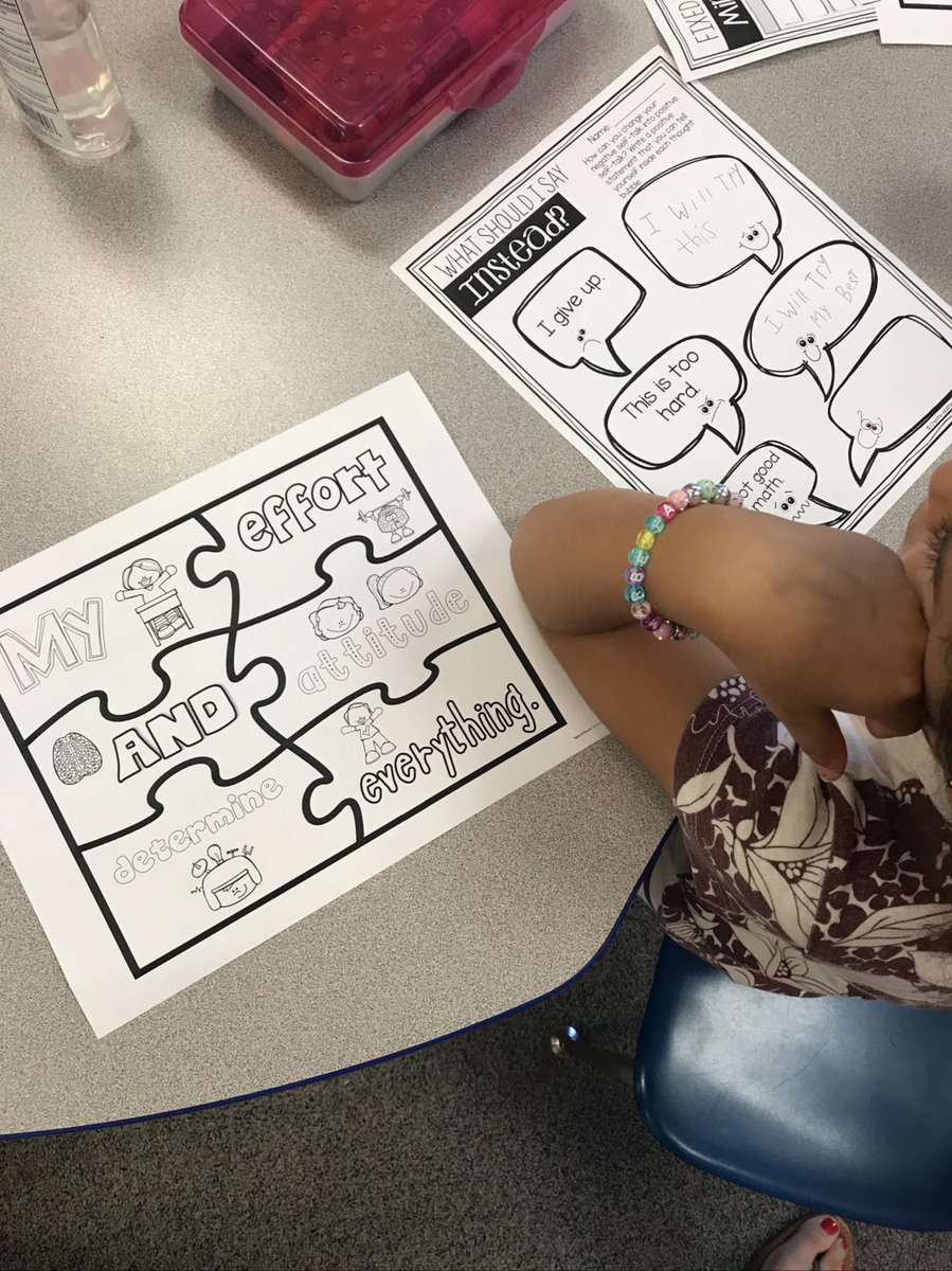 MrsSilverman2's tweet photo. Second graders learn the difference between a fixed and growth mindset while exploring how to turn negative self-talk into positive self-talk. @OneWattles https://t.co/jseSFNUutB