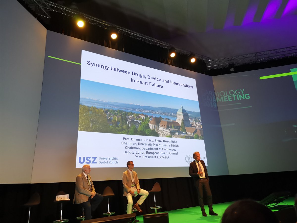 "If you want to be a good cardiologist,look beyond the heart!" second keynote speaker, Prof Franz Ruschitzka! Chaired by Prof Vasco Gama, former head of Gaia Cardiology Department and one of the few true leaders that I've been honoured to met! #CardiologiaDeGaia #GaiaMeeting2019