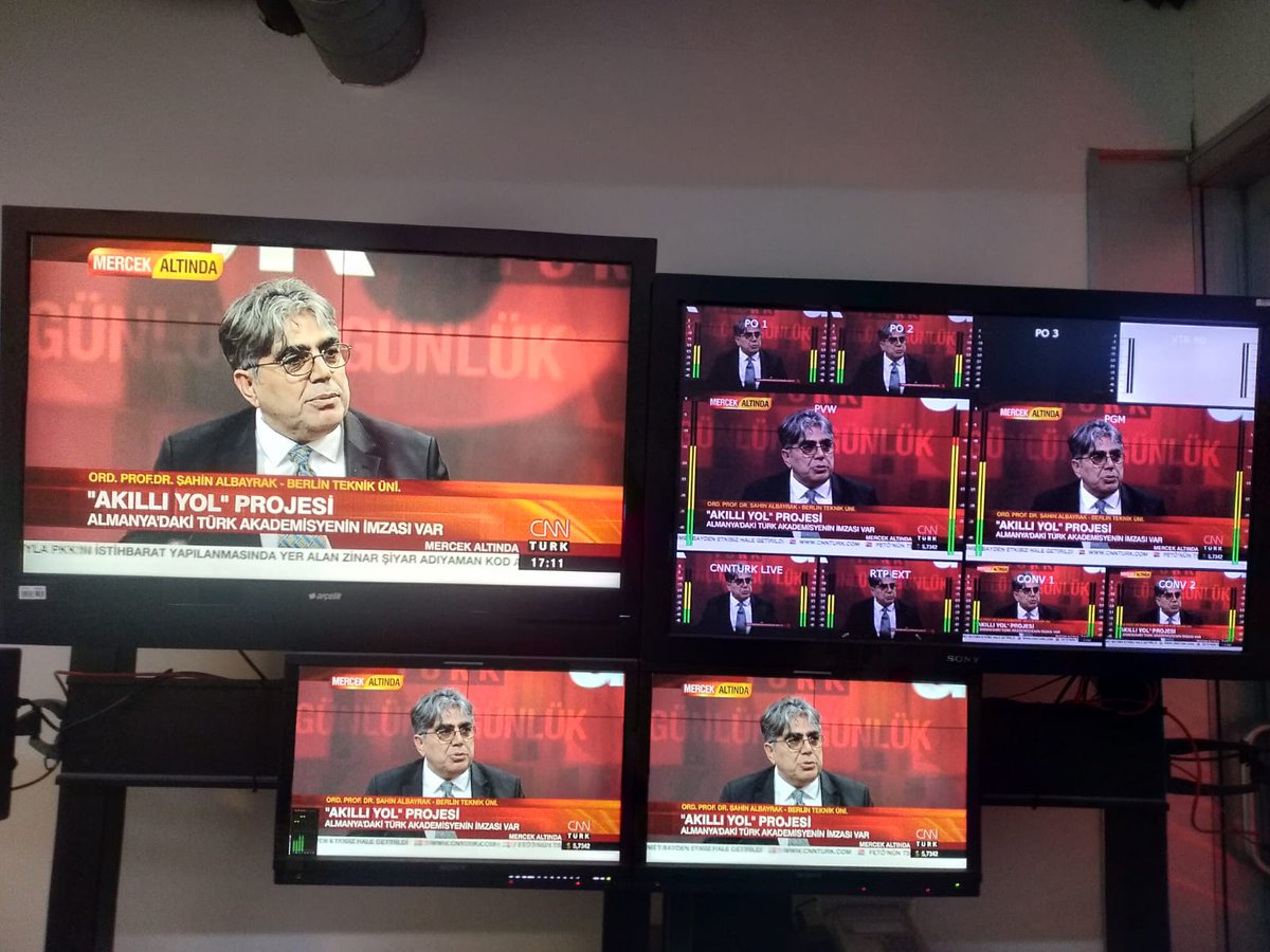 DAI_Labor's tweet photo. Prof. Dr. Sahin Albayrak berichtet jetzt gerade auf @cnnturk über die digitale Teststrecke für automatisiertes und vernetztes Fahren in Berlin #DiginetPS #mercekaltında https://t.co/ZgsvzQPNd9
