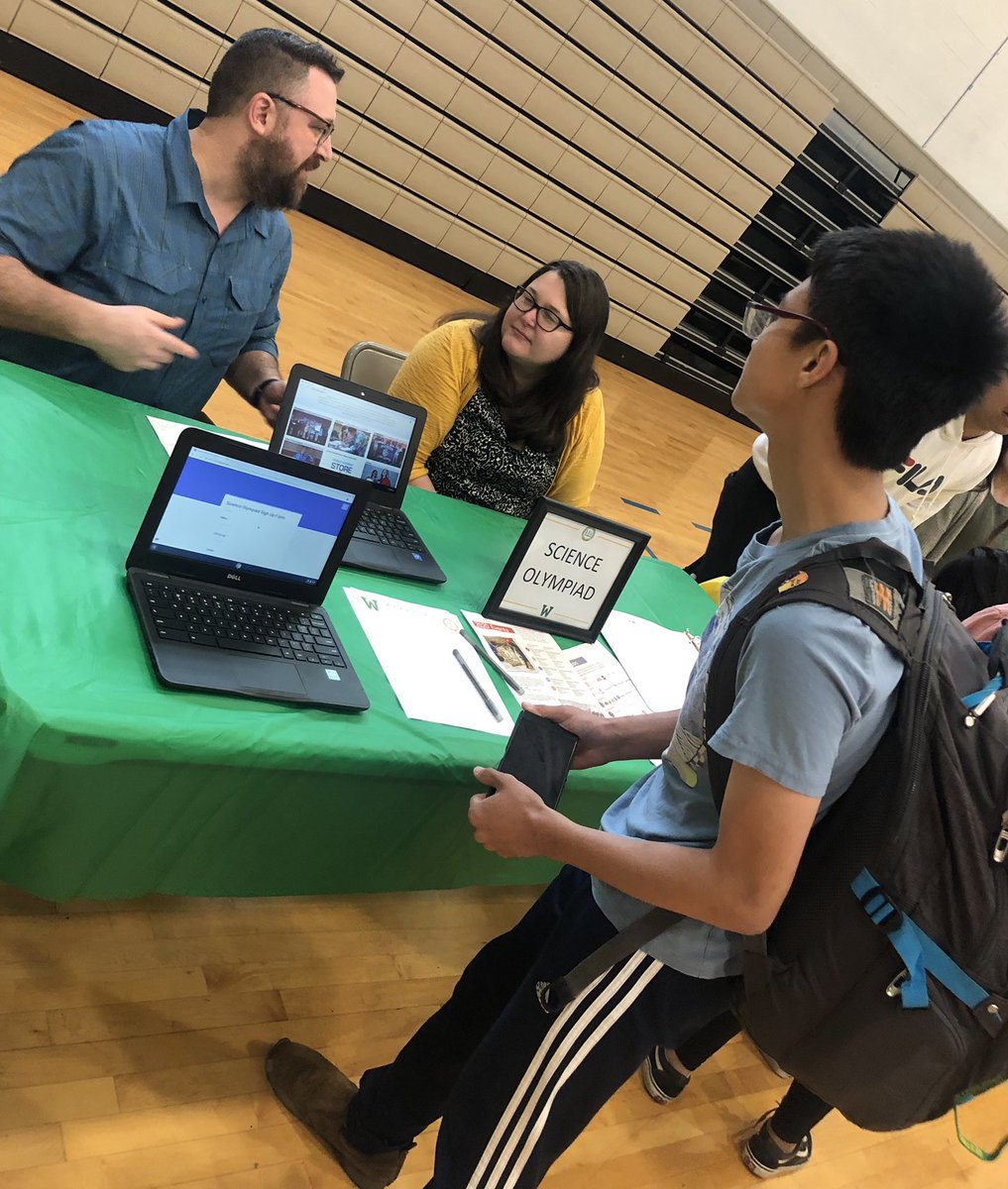 GWCPWarriors's tweet photo. GWCP hosted its extracurricular activities fair yesterday. We hope everyone found something to get involved in at Westinghouse! #wellroundedstudents #robotics #anime #globalglimpse #artclub #andmore https://t.co/nD5RqQ2Mb9